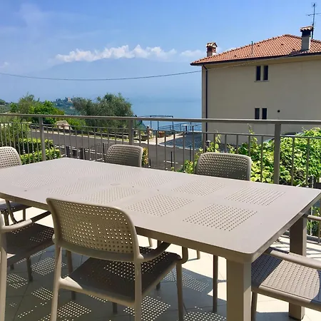 Casa Con Ampio Terrazzo, Vista E Giardino 토스콜라노마데노