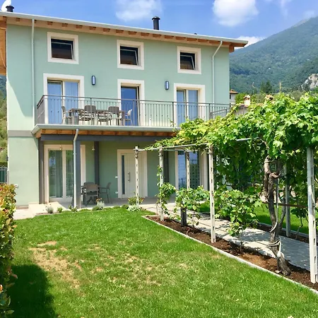펜션 Casa Con Ampio Terrazzo, Vista E Giardino