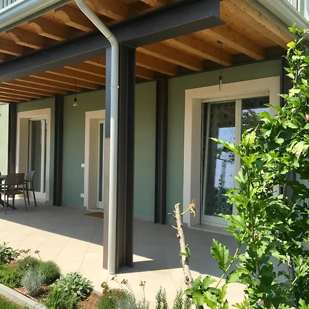 Casa Con Ampio Terrazzo, Vista E Giardino 펜션 *