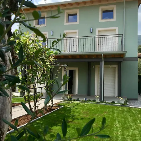 펜션 Casa Con Ampio Terrazzo, Vista E Giardino 토스콜라노마데노