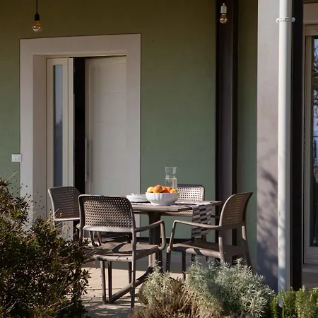 Casa Con Ampio Terrazzo, Vista E Giardino Holiday home Toscolano Maderno
