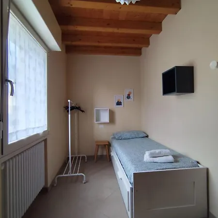 Casa Con Ampio Terrazzo, Vista E Giardino Holiday home